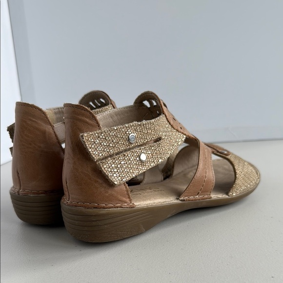 Dorking by Fluchos Tan Gladiator Sandals with Ankle Strap - Picture 6 of 17